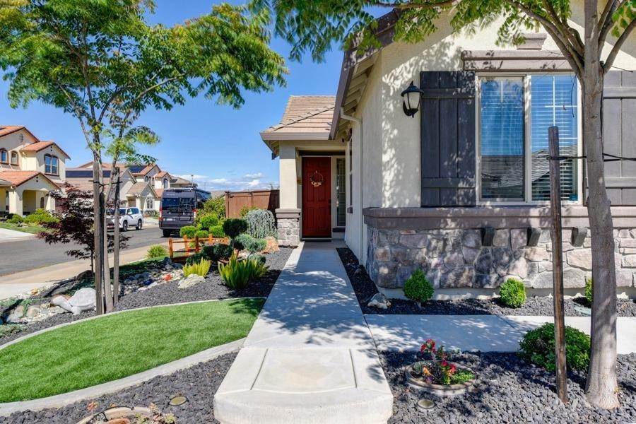 6. Single Family Homes for Active at 3759 Rockdale Drive Rancho Cordova, California 95742 United States