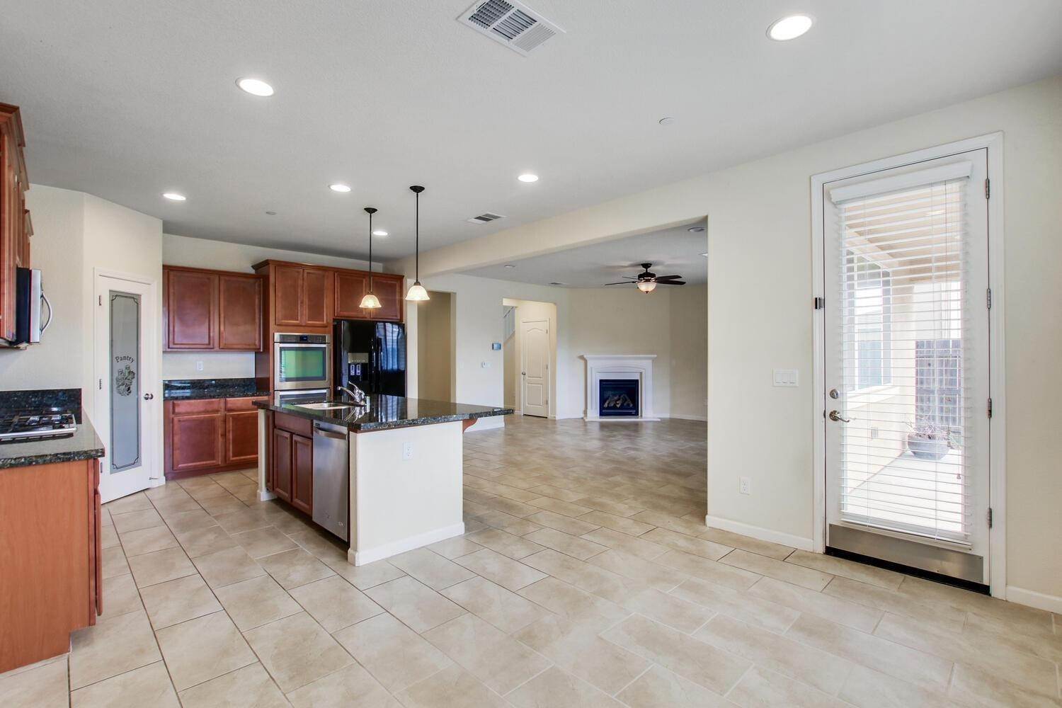 12. Single Family Homes for Active at 1933 Lucca Lane Lincoln, California 95648 United States