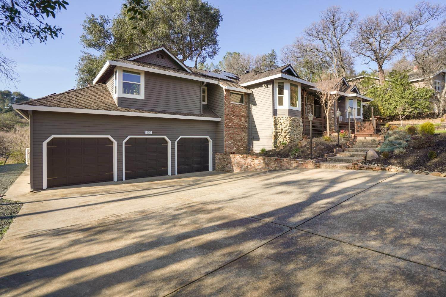 5. Single Family Homes for Active at 434 Maul Oak Court El Dorado Hills, California 95762 United States