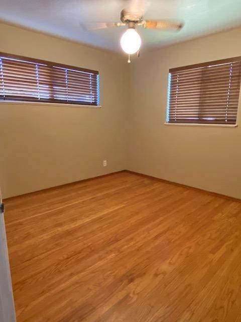 15. Single Family Homes for Active at 7800 Betty lou Drive Sacramento, California 95828 United States