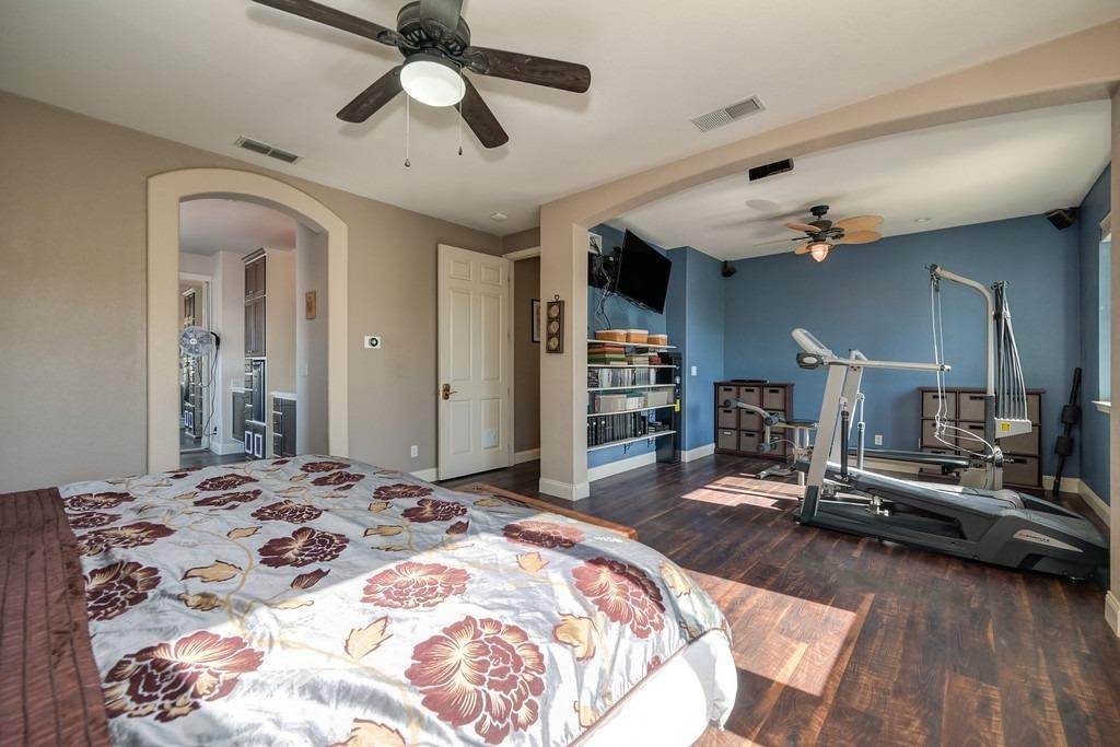 34. Single Family Homes for Active at 756 Caber Drive Lincoln, California 95648 United States