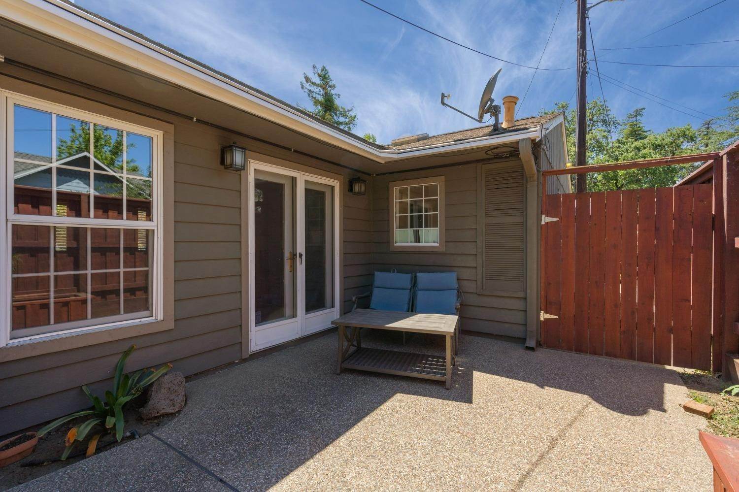28. Single Family Homes for Active at 741 Pendegast Circle Woodland, California 95695 United States