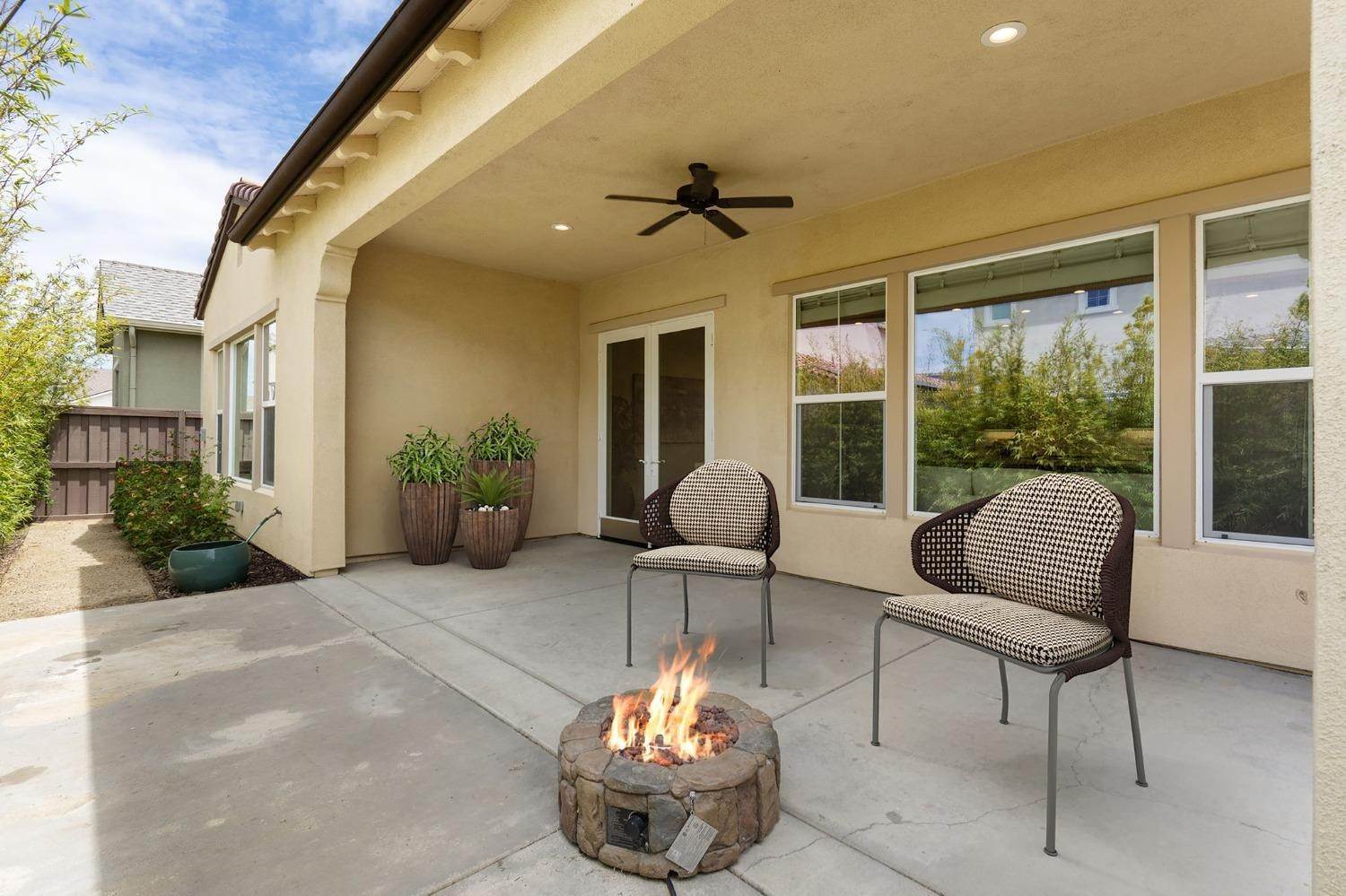 30. Single Family Homes for Active at 1919 Cannery Loop Davis, California 95616 United States