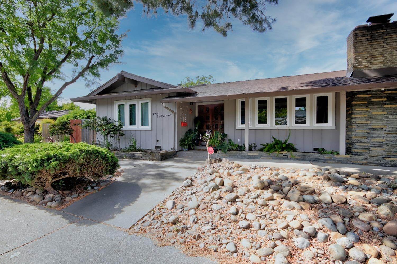 Duplex Homes for Active at 1000 Katz Avenue Sacramento, California 95831 United States