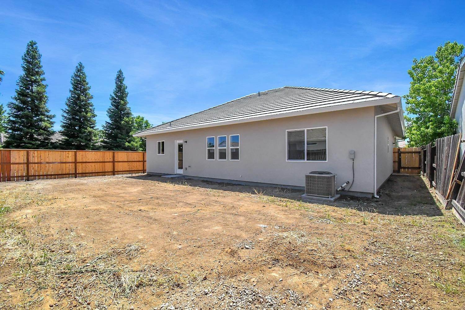 37. Single Family Homes for Active at 1900 Northern Pintail Court Gridley, California 95948 United States