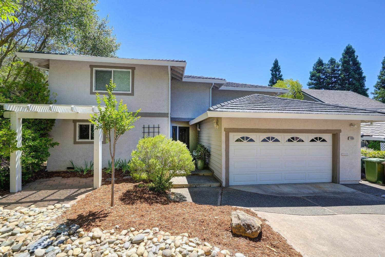 2. Single Family Homes for Active at 14989 Lago Drive Rancho Murieta, California 95683 United States