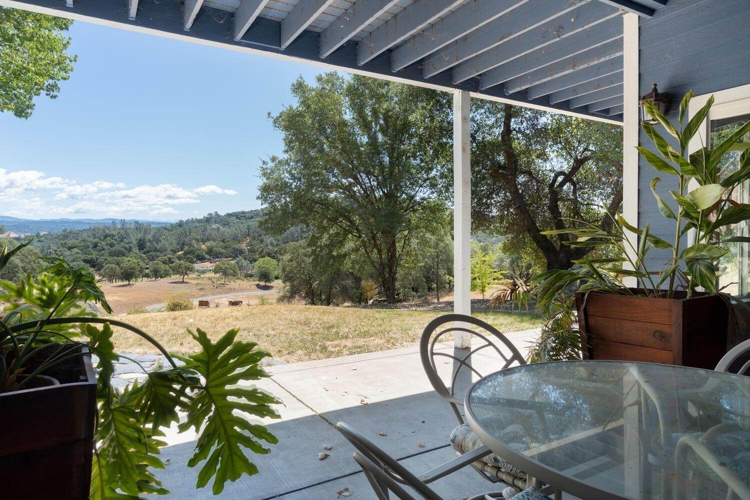 35. Single Family Homes for Active at 1570 Old Ranch Road Placerville, California 95667 United States