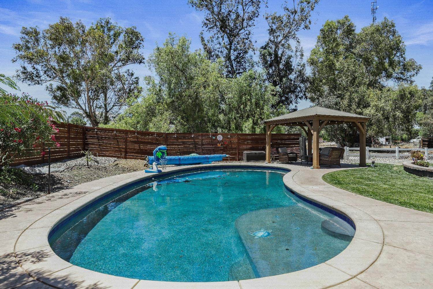 43. Single Family Homes for Active at 23143 Grunauer Road Tracy, California 95304 United States