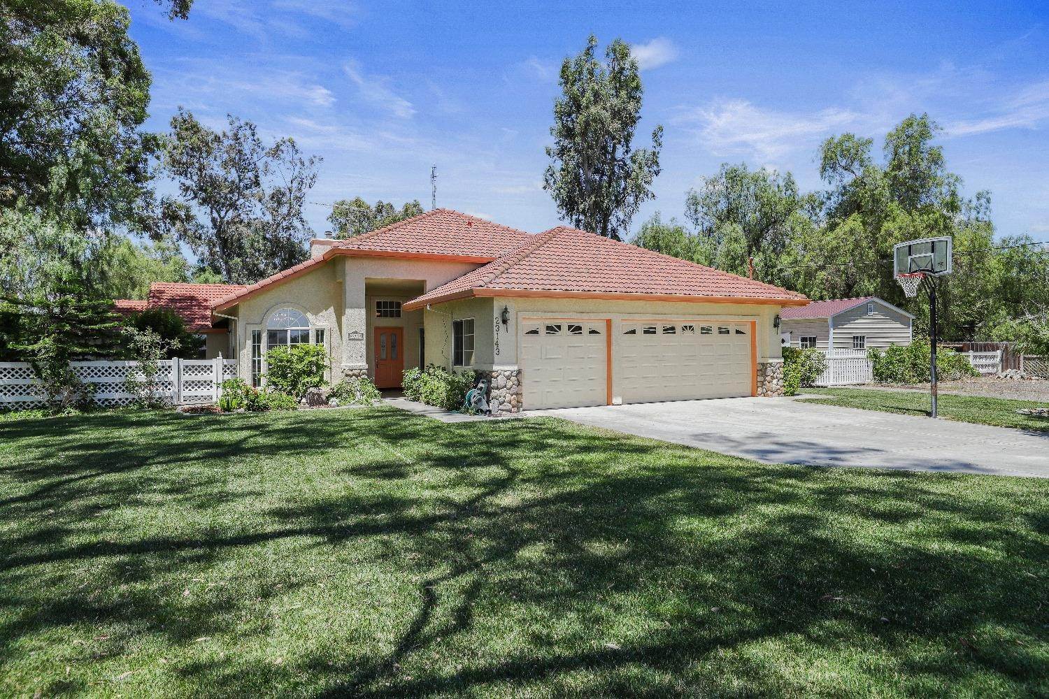 6. Single Family Homes for Active at 23143 Grunauer Road Tracy, California 95304 United States