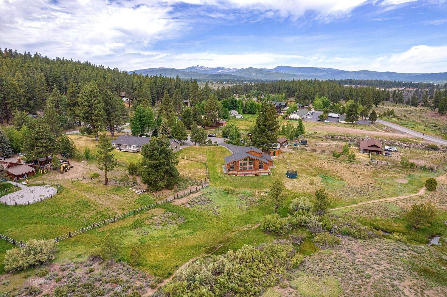 8. Single Family Homes for Active at 10055 Suffolk Place Truckee, California 96161 United States