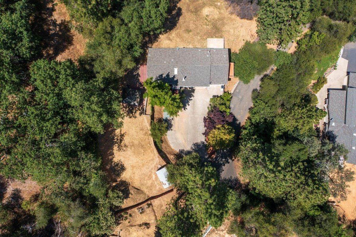 30. Single Family Homes for Active at 2703 Barney Creek Road Placerville, California 95667 United States