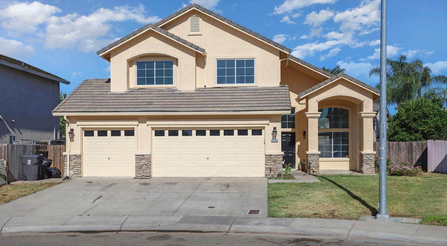 3. Single Family Homes for Active at 4219 Turbigo Court Stockton, California 95206 United States