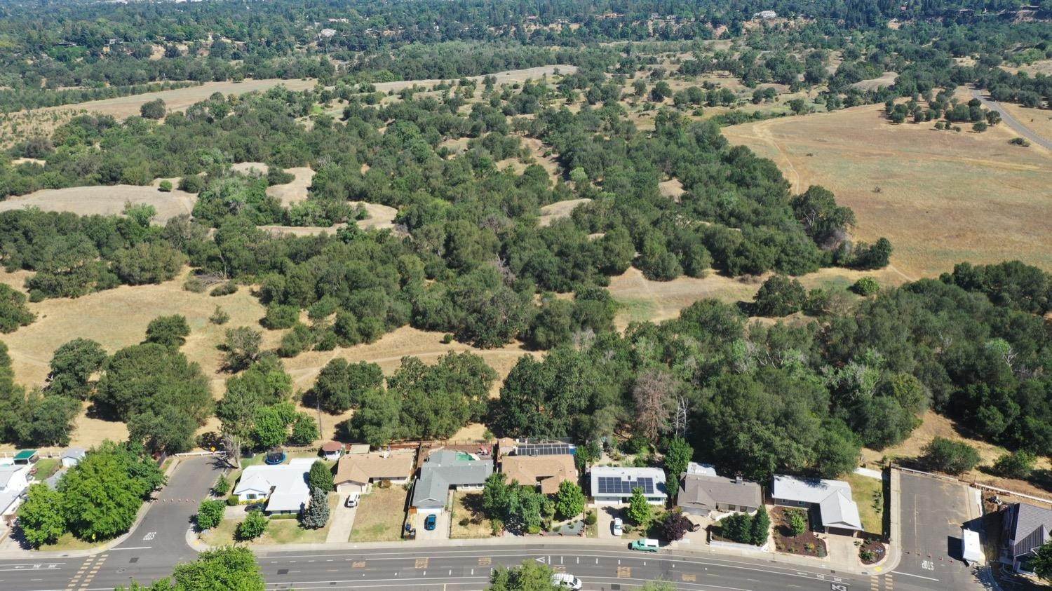 39. Single Family Homes for Active at 10649 Ambassador Drive Rancho Cordova, California 95670 United States