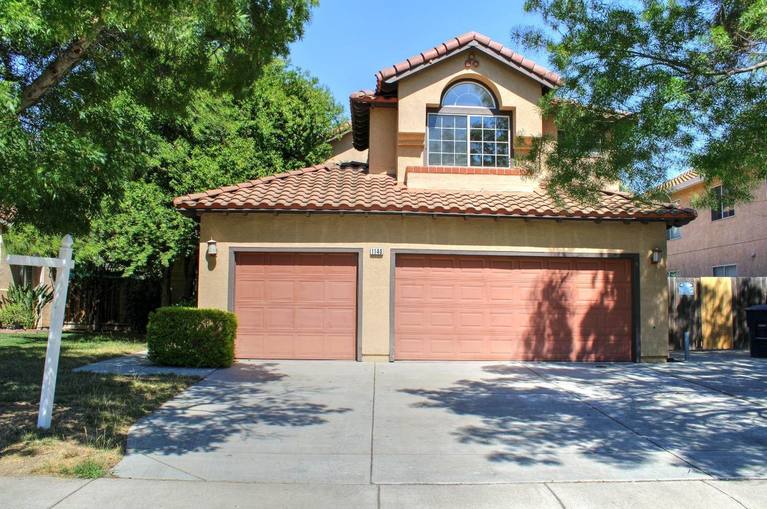 1. Single Family Homes for Active at 1140 Madera Drive Tracy, California 95377 United States