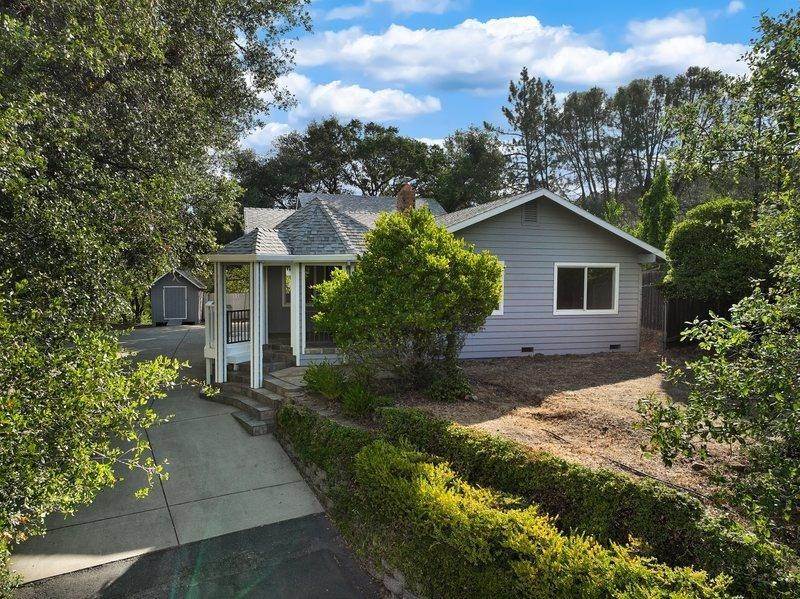 35. Single Family Homes for Active at 737 Cresta Court El Dorado Hills, California 95762 United States