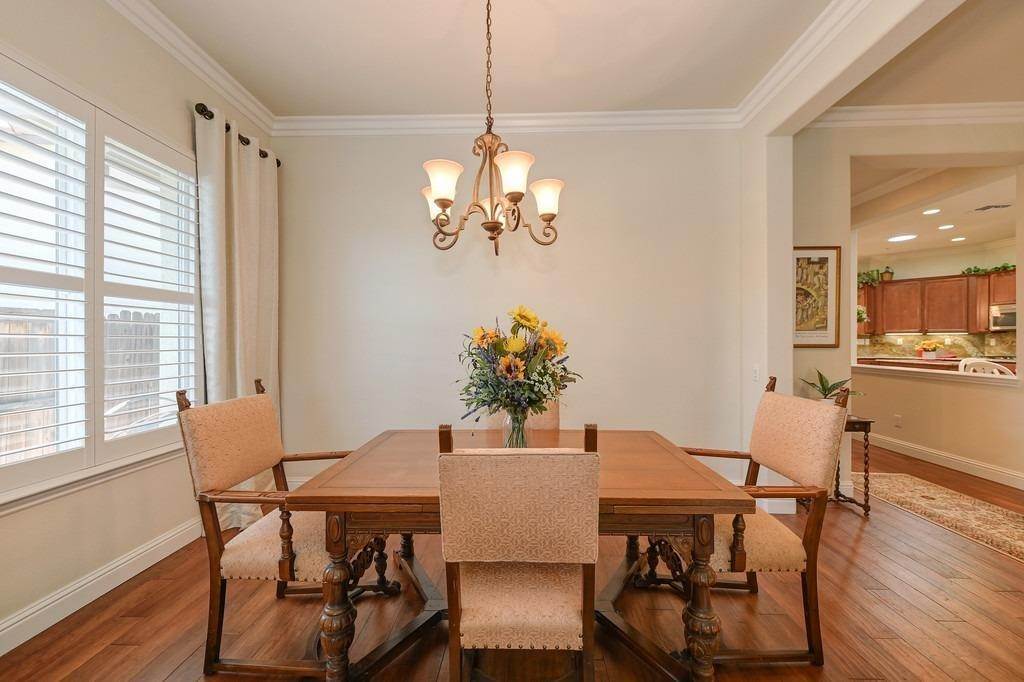 12. Single Family Homes for Active at 2033 Ashbury Lane Roseville, California 95747 United States