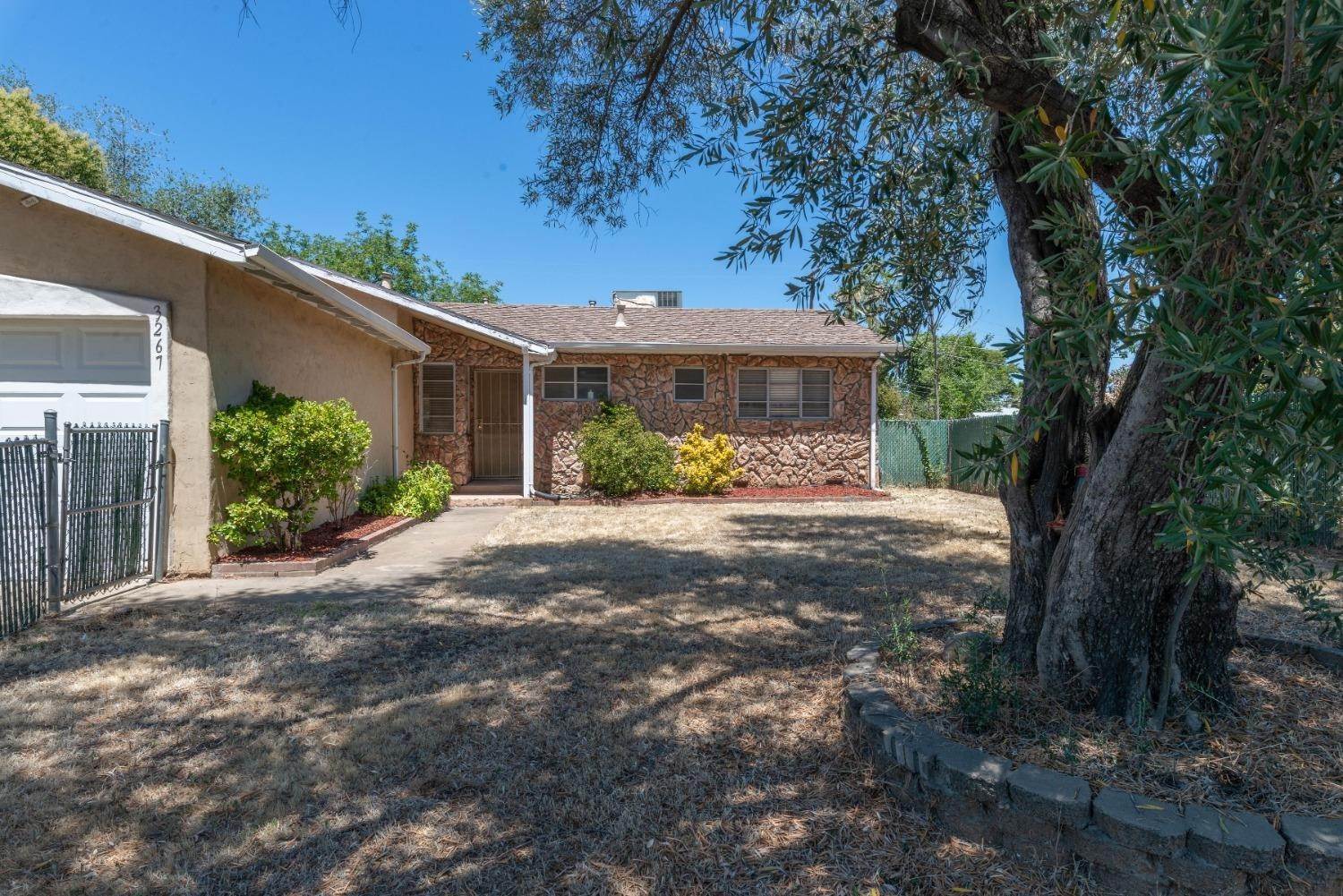 4. Single Family Homes for Active at 3267 Laurelhurst Drive Rancho Cordova, California 95670 United States