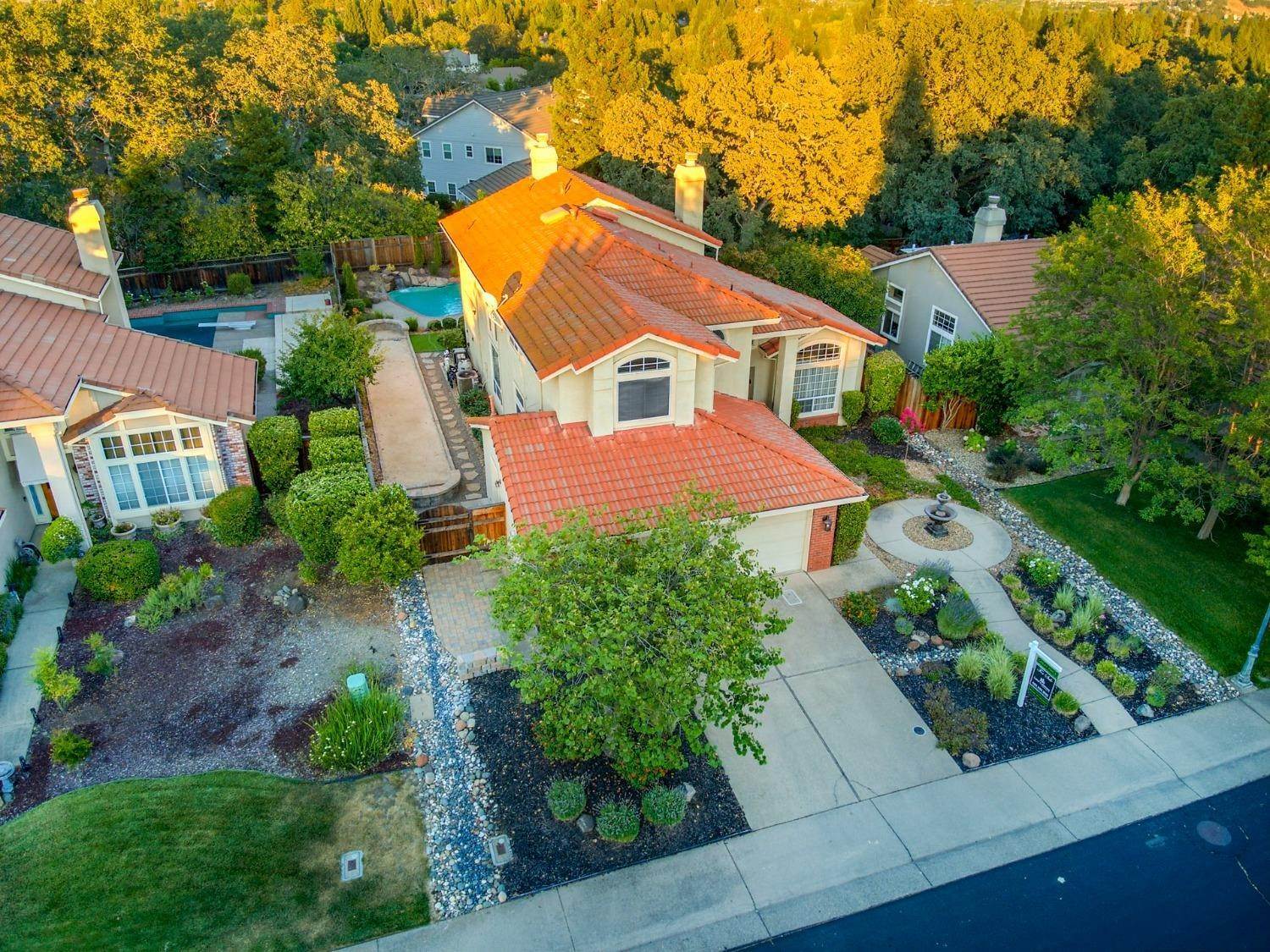 5. Single Family Homes for Active at 111 Burrill Drive Folsom, California 95630 United States