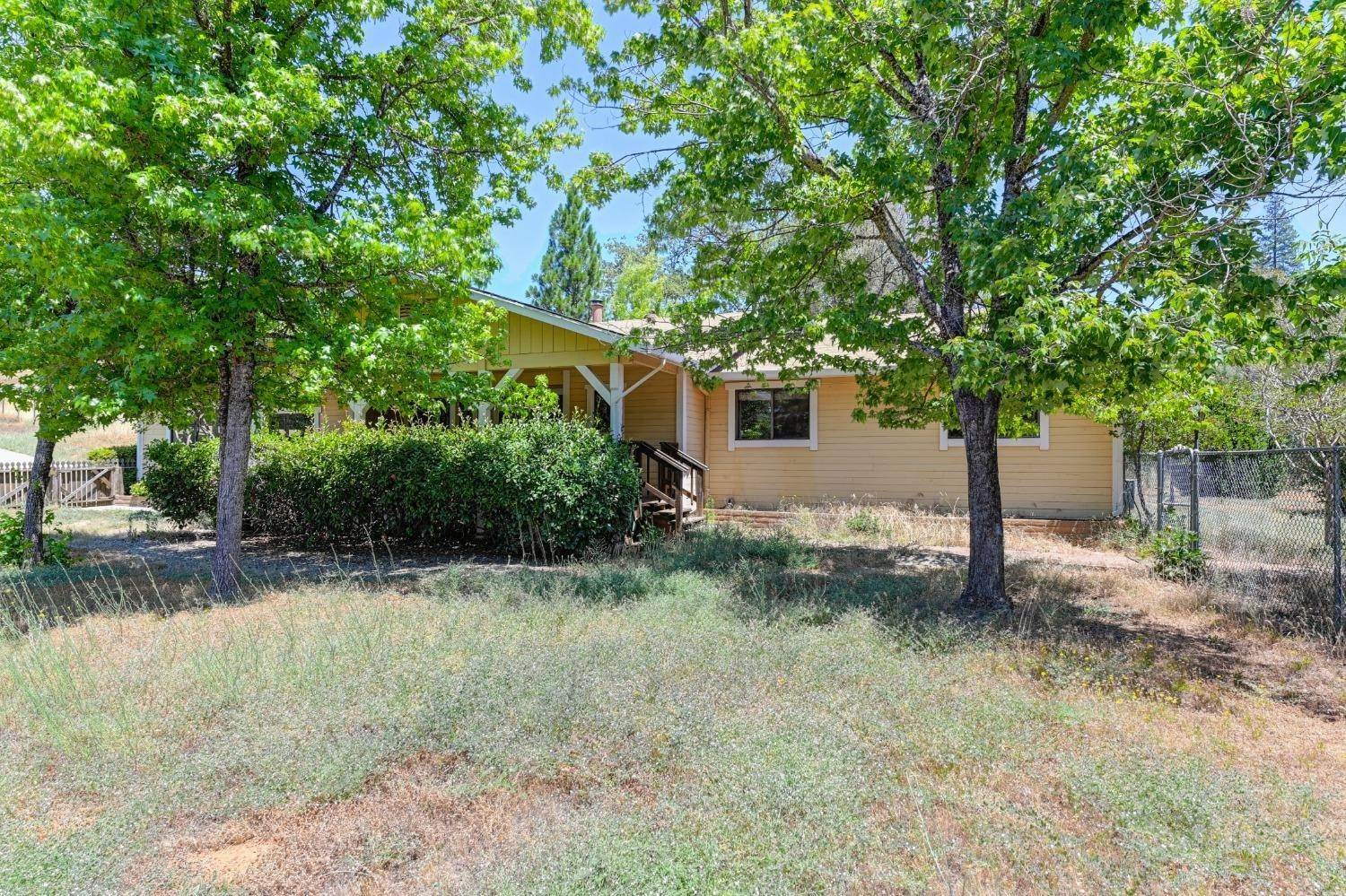 6. Single Family Homes for Active at 18583 Brewer Road Grass Valley, California 95949 United States