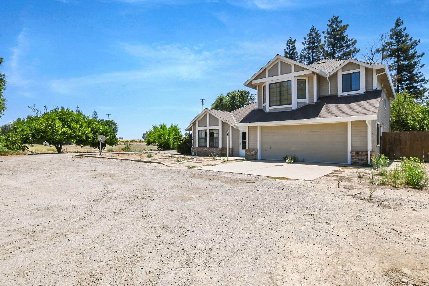 Single Family Homes for Active at 8711 Fruchtenicht Road Grimes, California 95950 United States