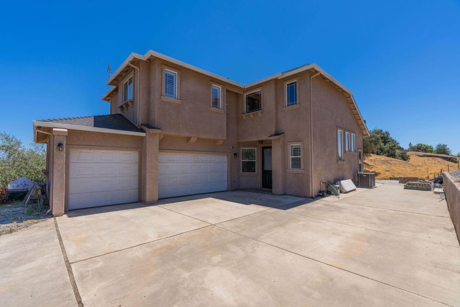 2. Single Family Homes for Active at 2130 Grapevine Gulch Ione, California 95640 United States