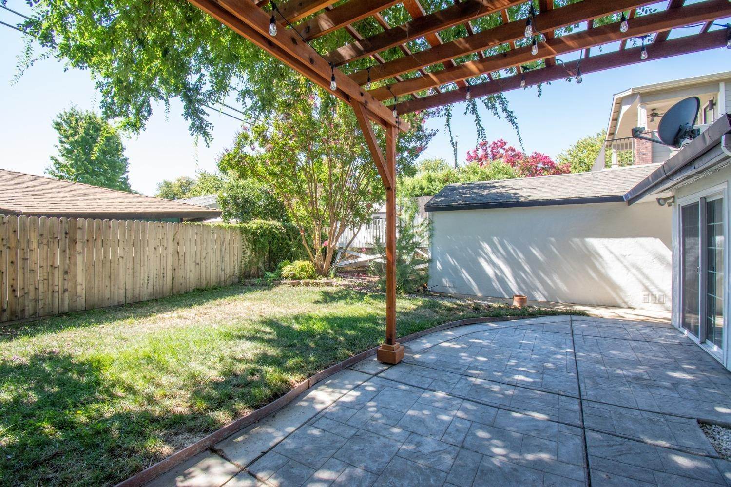 23. Single Family Homes for Active at 59 49th Street Sacramento, California 95819 United States