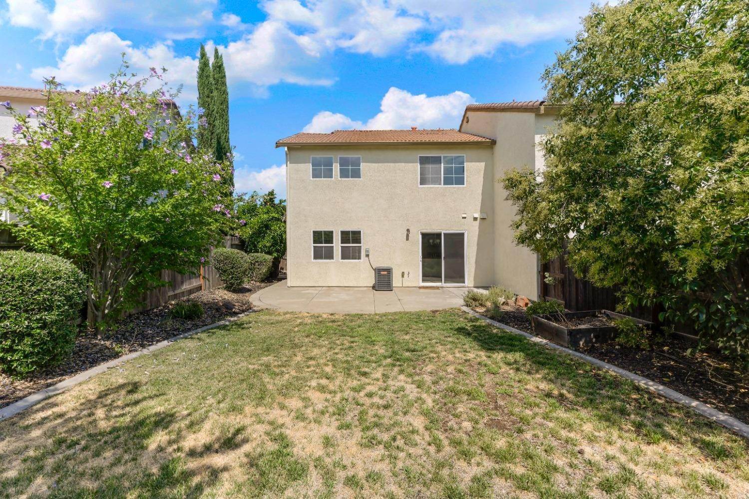 25. Single Family Homes for Active at 1348 Mallard Creek Drive Roseville, California 95747 United States