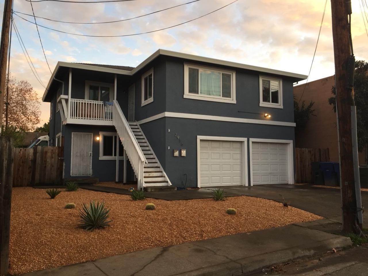 Duplex Homes 为 销售 在 2916 Marysville Boulevard Sacramento, 加利福尼亚州 95815 美国