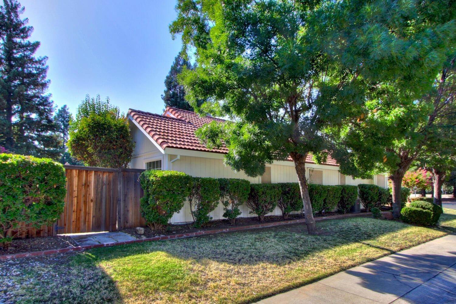 47. Single Family Homes for Active at 3370 Jefferson Avenue Yuba City, California 95993 United States