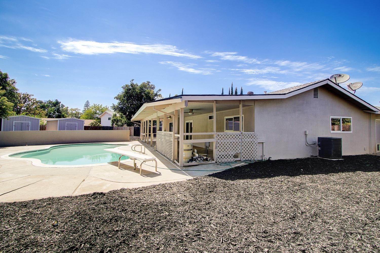 24. Single Family Homes for Active at 2620 Luveta Way Rancho Cordova, California 95670 United States