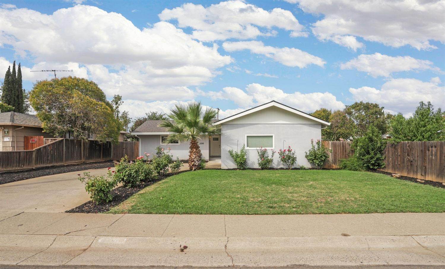 2. Single Family Homes for Active at 2506 Cordova Lane Rancho Cordova, California 95670 United States