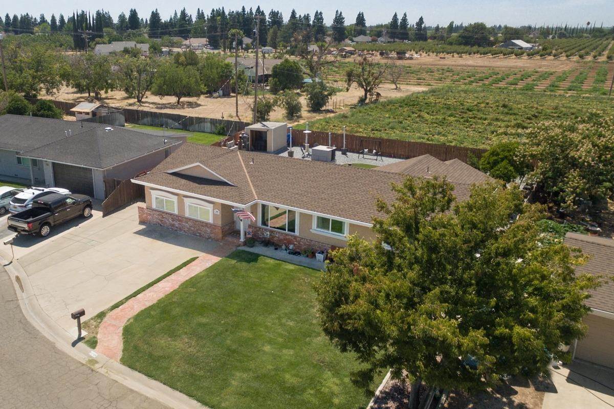 4. Single Family Homes for Active at 3106 Clearview Drive Yuba City, California 95993 United States