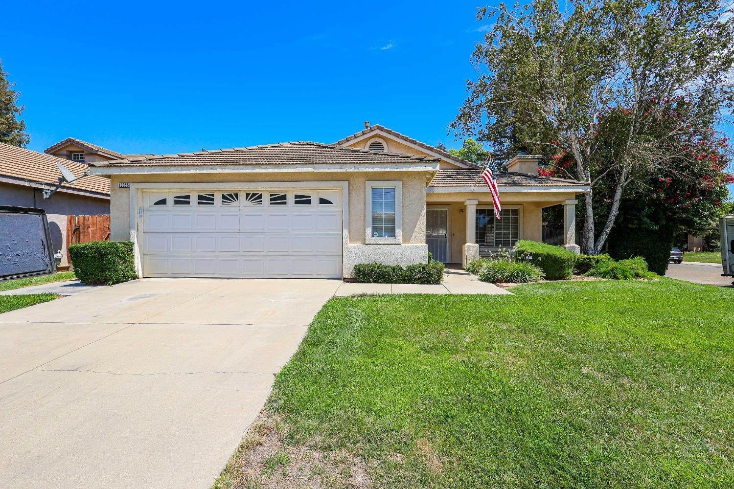 2. Single Family Homes for Active at 10056 Tracy Lane Delhi, California 95315 United States