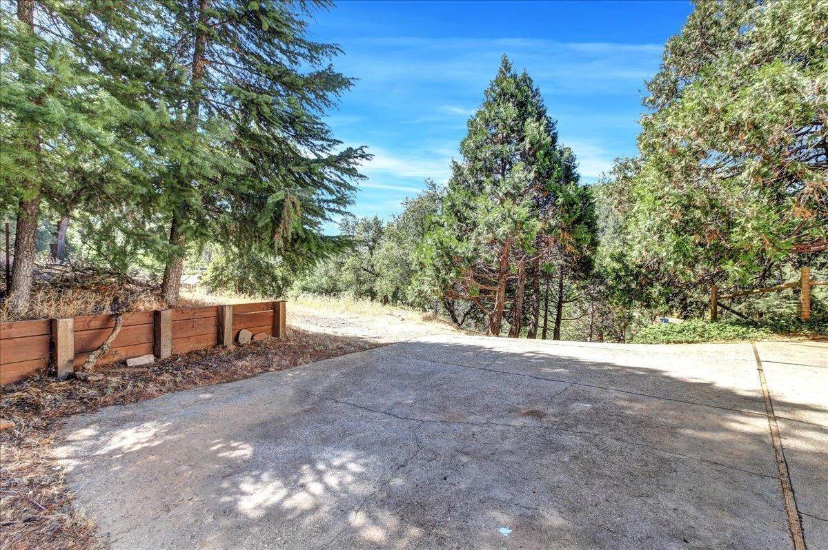 10. Single Family Homes for Active at 16501 Brewer Road Grass Valley, California 95949 United States