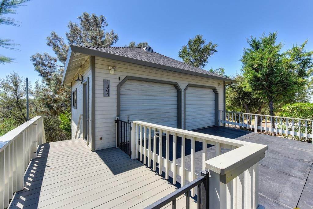4. Single Family Homes for Active at 1484 Barrett Drive Placerville, California 95667 United States