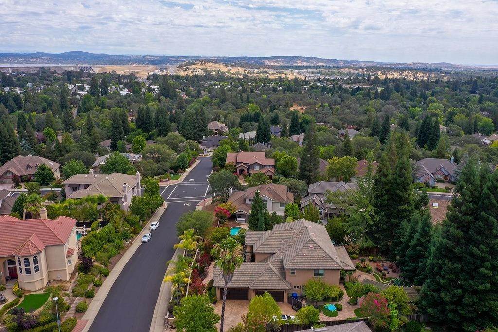 49. Single Family Homes for Active at 174 American River Canyon Drive Folsom, California 95630 United States