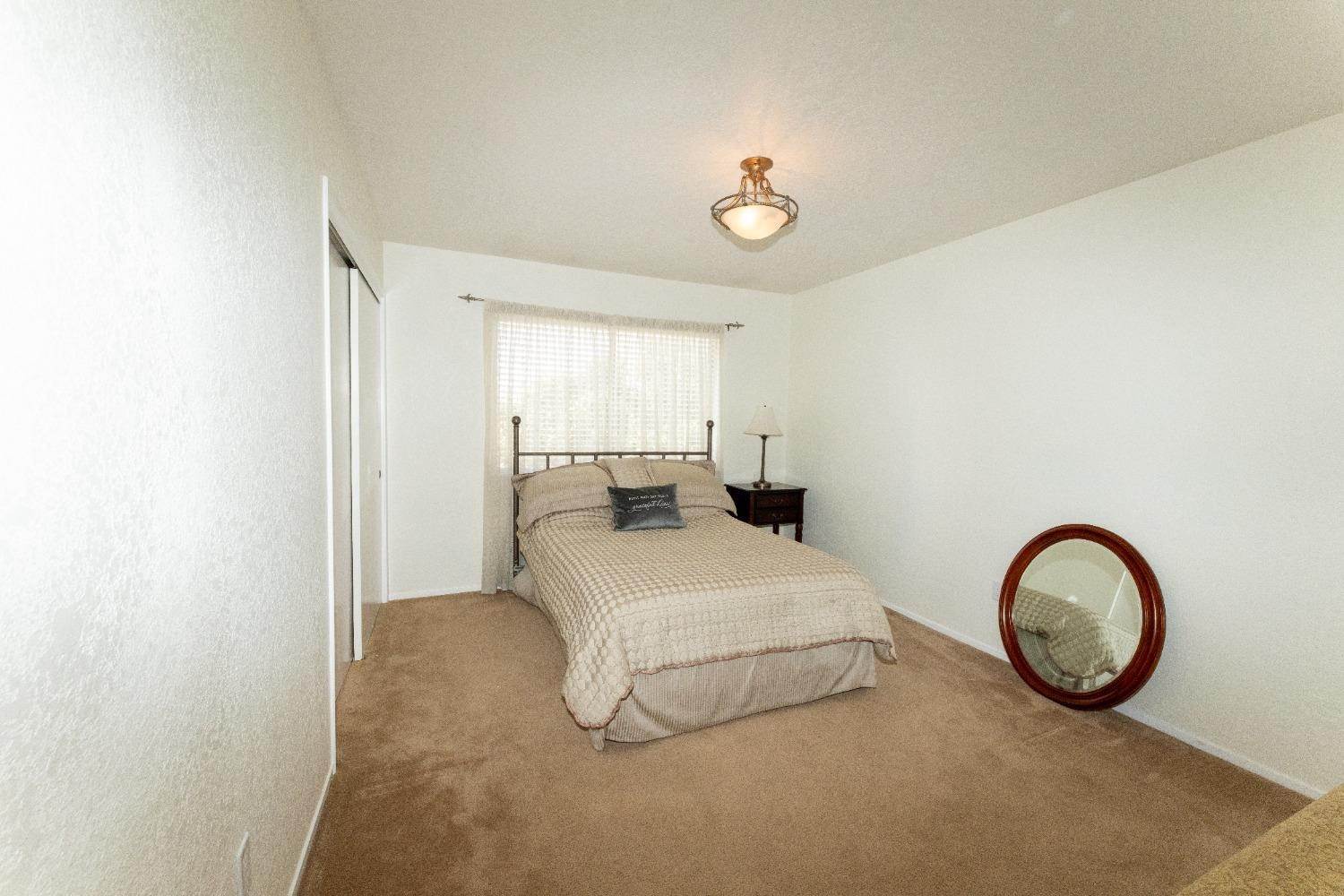 26. Single Family Homes for Active at 21102 S Lammers Road Tracy, California 95304 United States