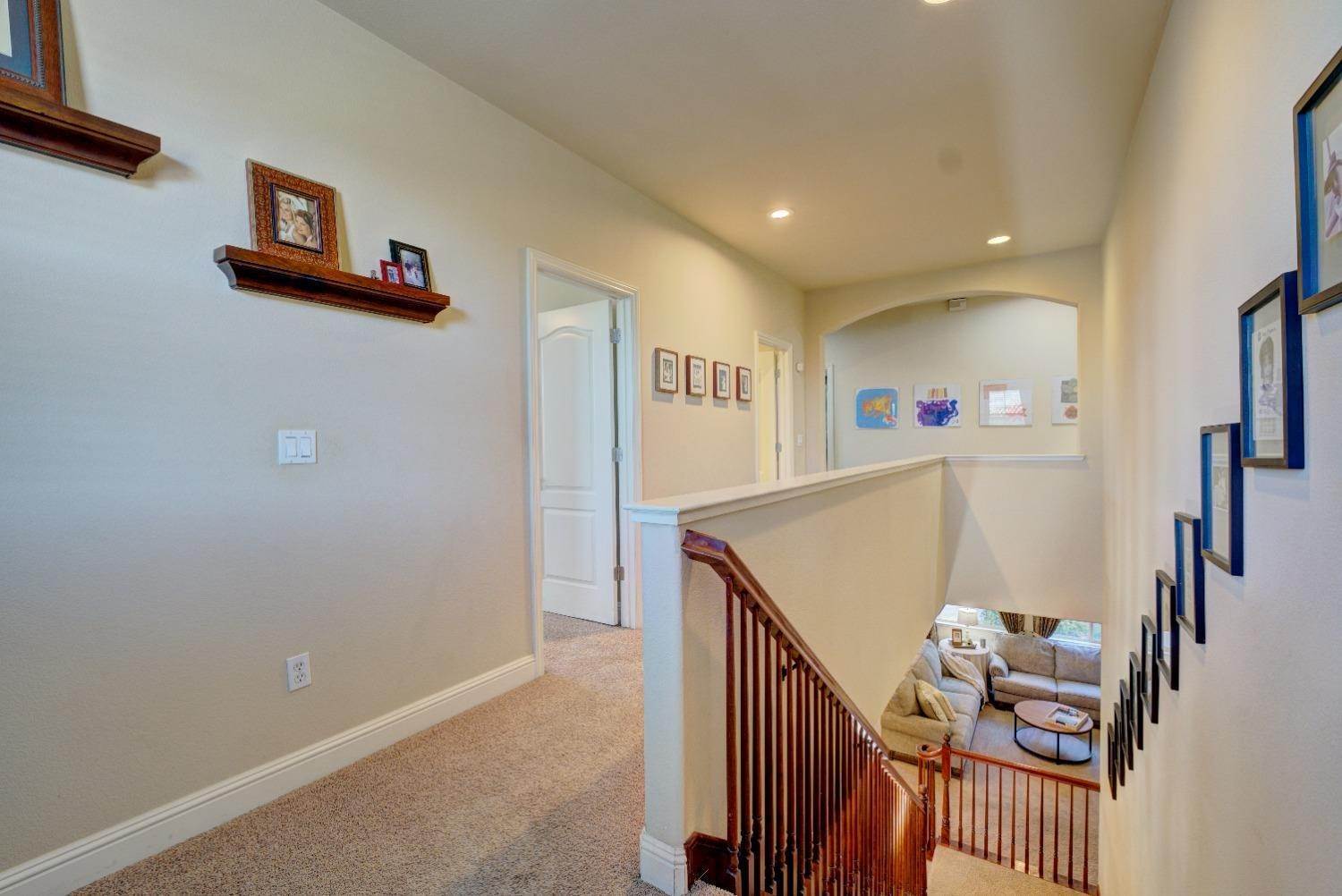 37. Single Family Homes for Active at 3365 Coyote Road West Sacramento, California 95691 United States