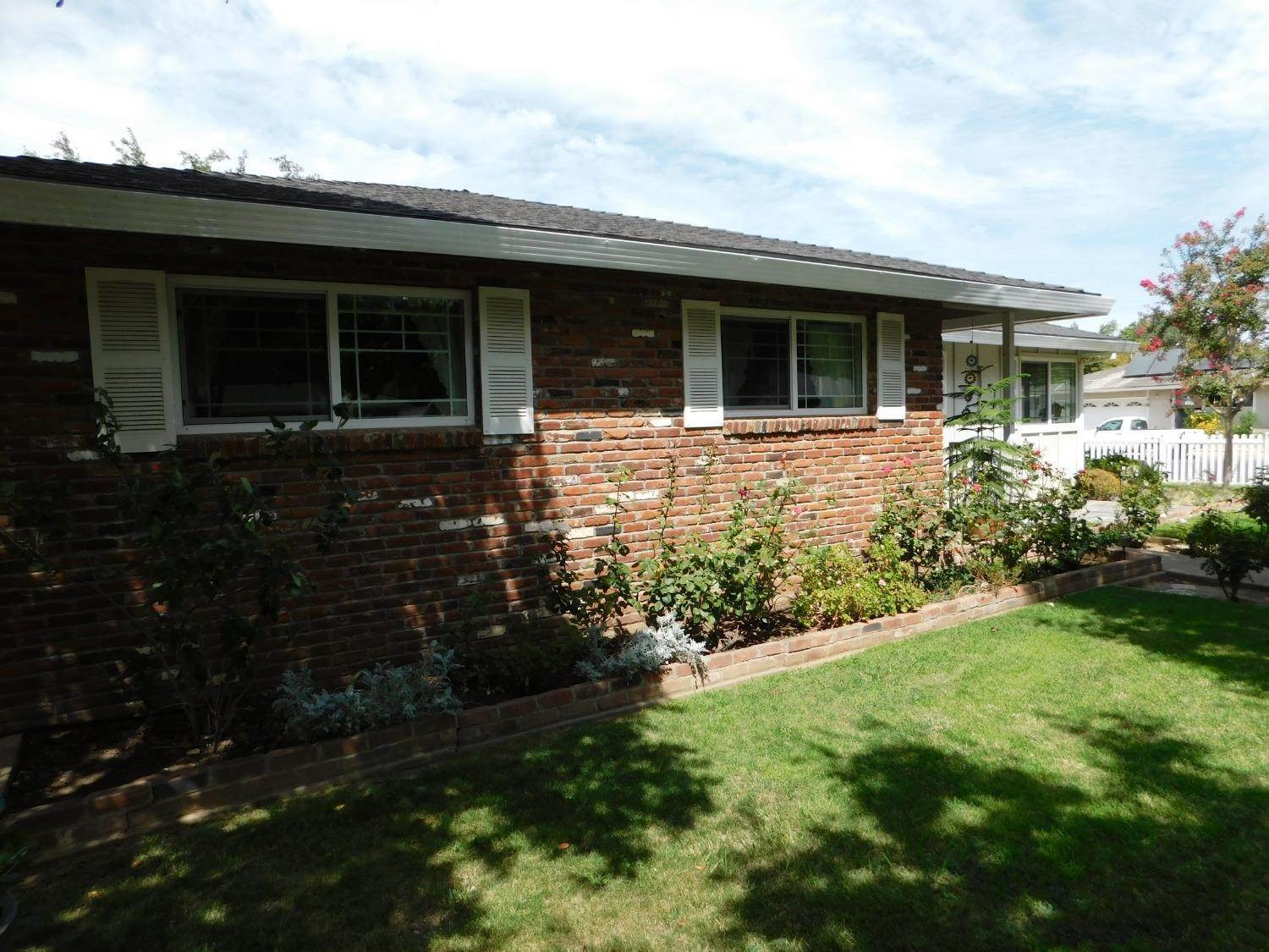 10. Single Family Homes for Active at 2899 Wainwright Avenue Merced, California 95340 United States
