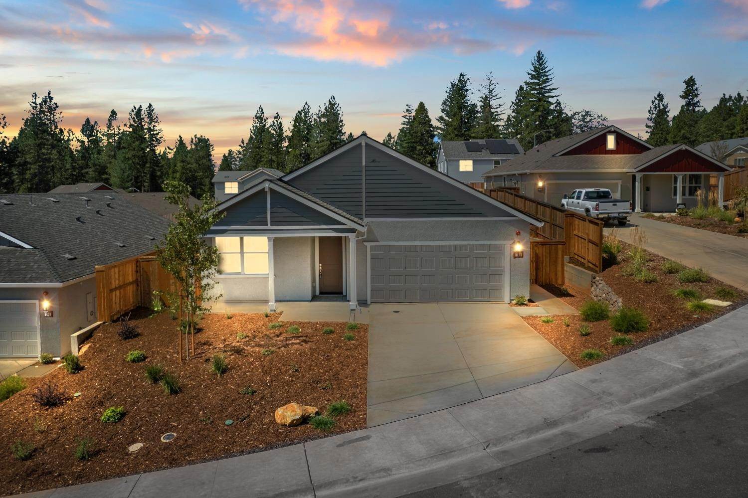 12. Single Family Homes for Active at 159 Berriman Loop Grass Valley, California 95949 United States
