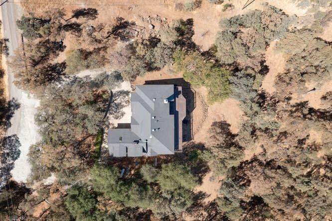 41. Single Family Homes for Active at 5141 Glory View Drive Placerville, California 95667 United States
