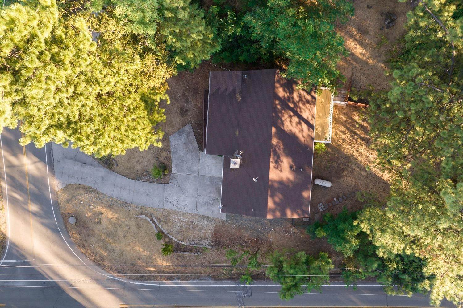 21. Single Family Homes for Active at 11131 Ragan Way Grass Valley, California 95949 United States
