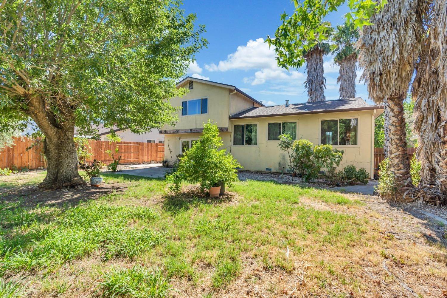 47. Single Family Homes for Active at 7299 Mandy Drive Sacramento, California 95823 United States