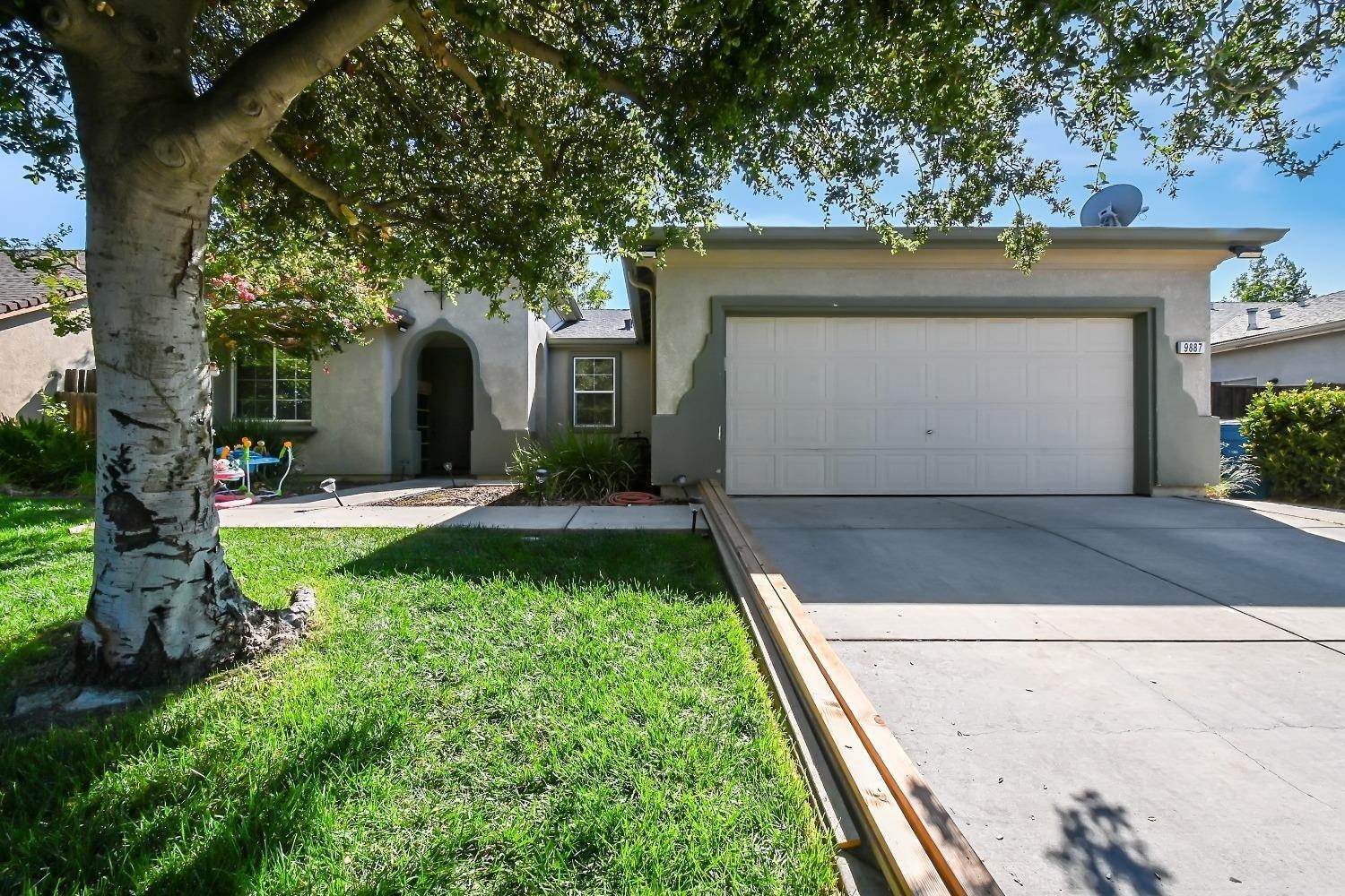 1. Single Family Homes for Active at 9887 Garnet Way Live Oak, California 95953 United States
