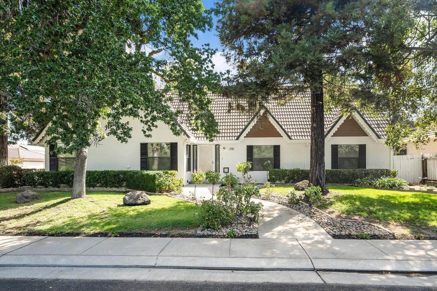 Single Family Homes for Active at 1730 Brennan Avenue Escalon, California 95320 United States