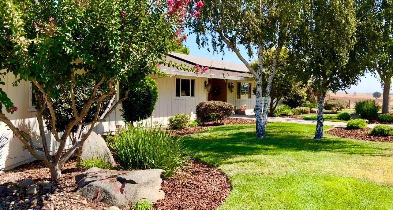 21. Single Family Homes for Active at 2726 La Loma Road Merced, California 95340 United States