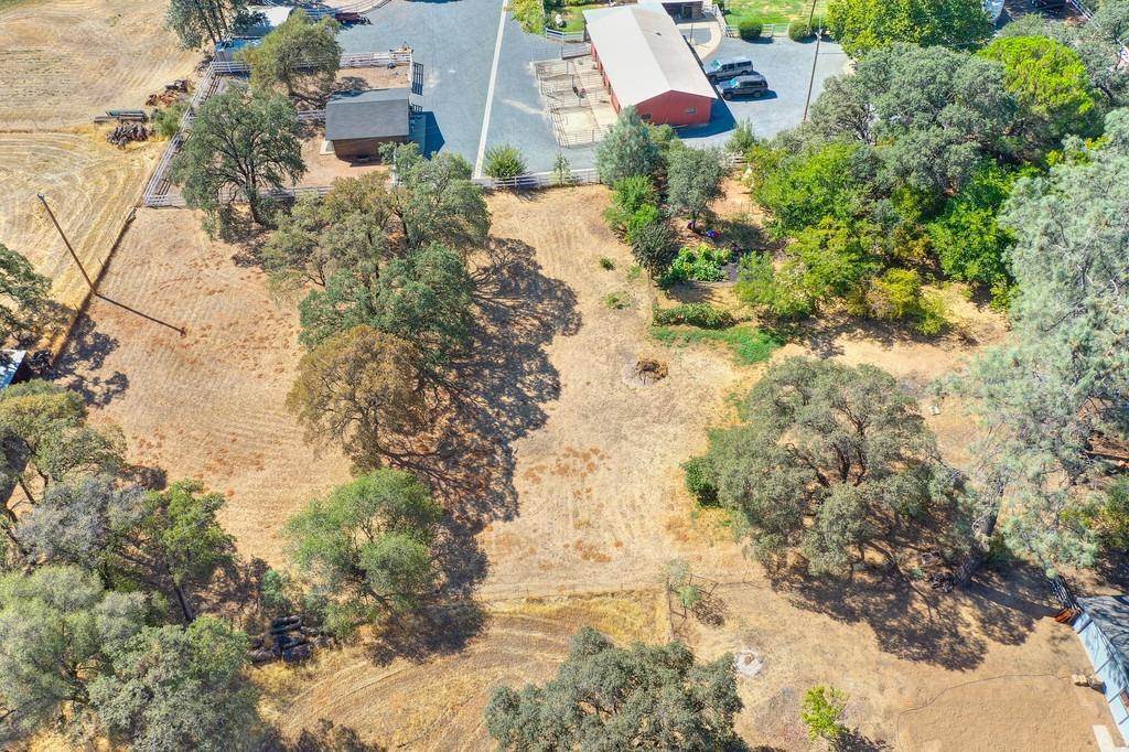33. Single Family Homes for Active at 600 Bowman Way Auburn, California 95603 United States