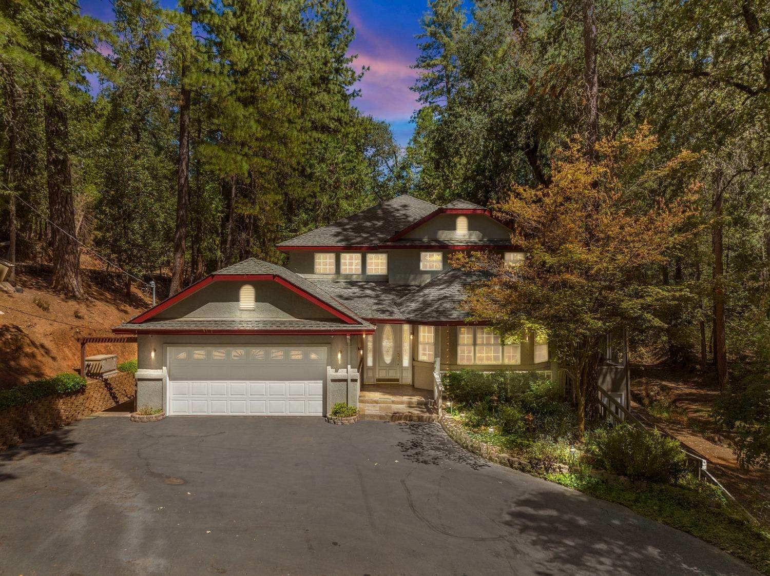 Single Family Homes for Active at 5052 Woodland Drive Placerville, California 95667 United States