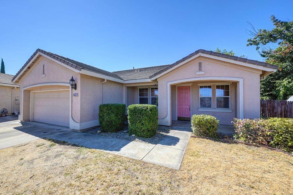 Single Family Homes for Active at 8484 Sun Berry Court Elk Grove, California 95624 United States