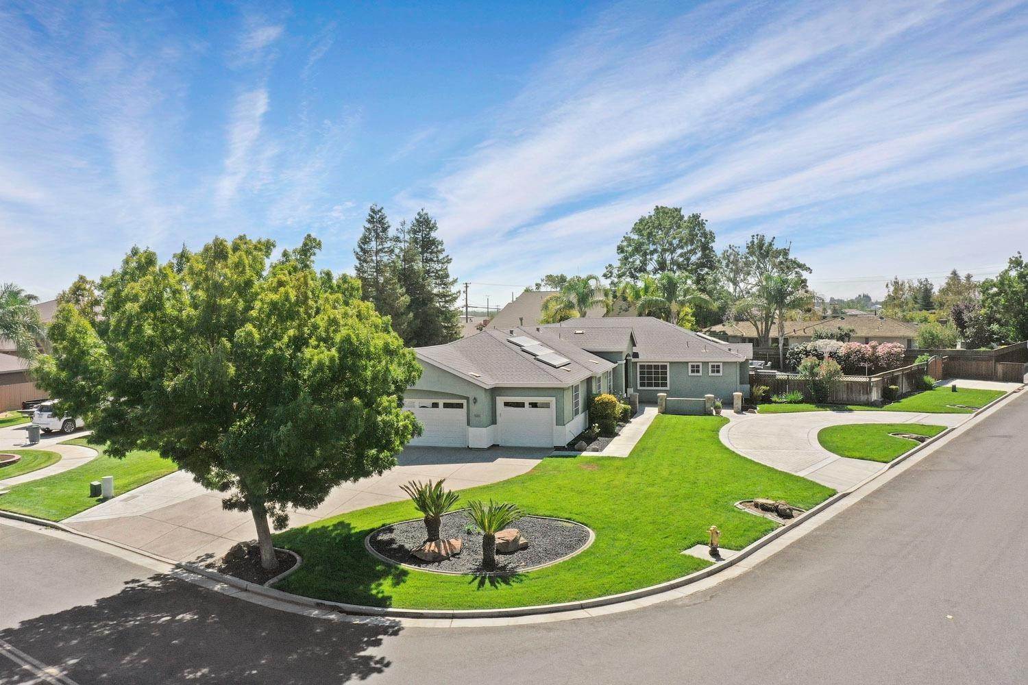 3. Single Family Homes for Active at 28440 S Zephyr Drive Tracy, California 95304 United States